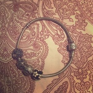 LAST CHANCE Pandora bracelet